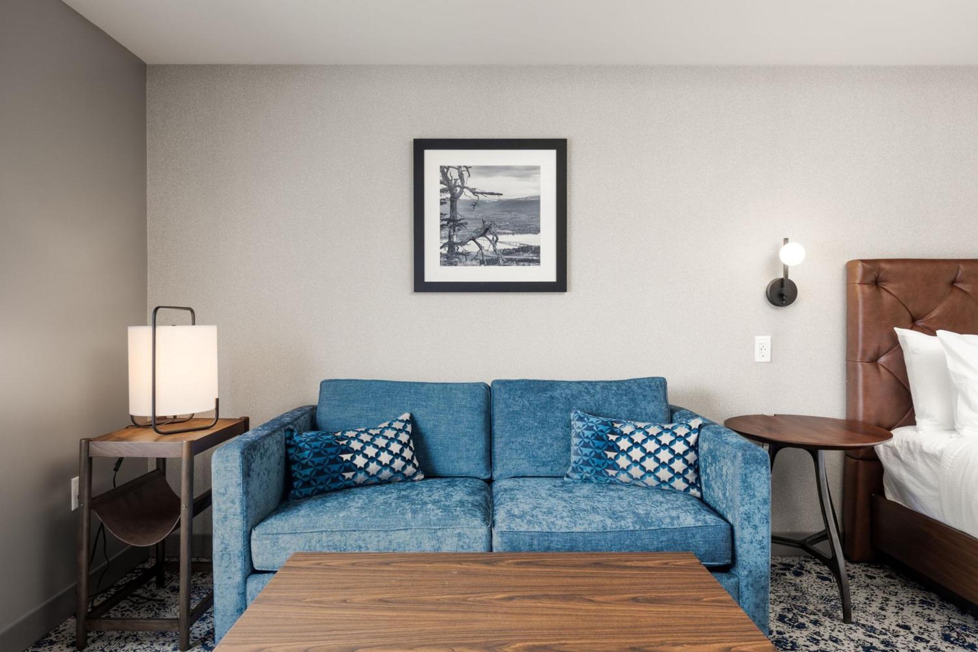 Four Points By Sheraton Kelowna Airport Exteriér fotografie