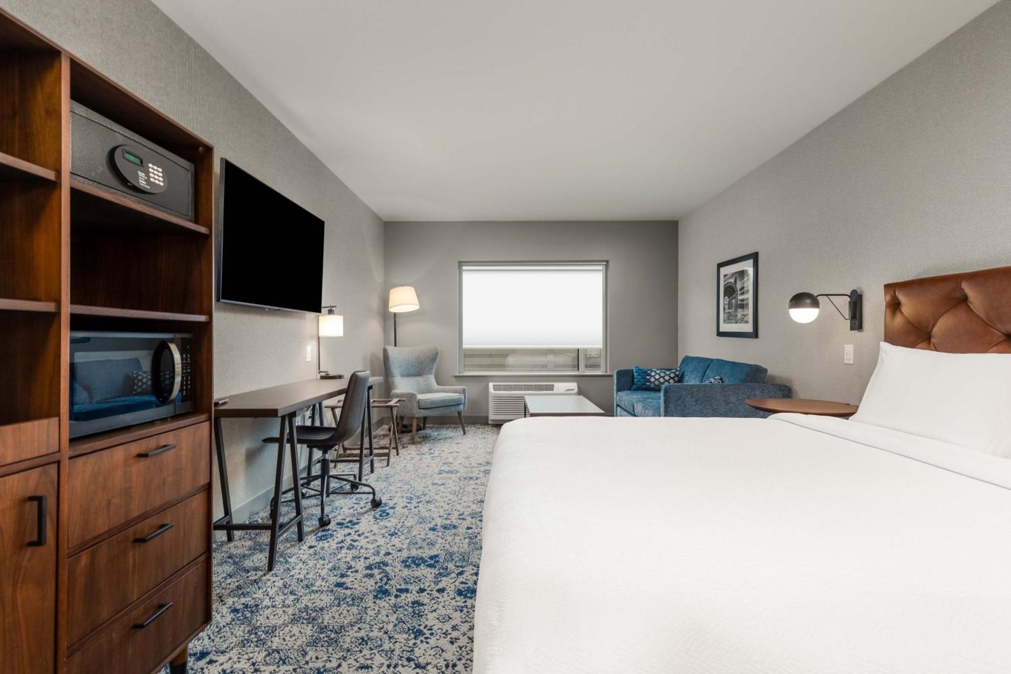 Four Points By Sheraton Kelowna Airport Exteriér fotografie