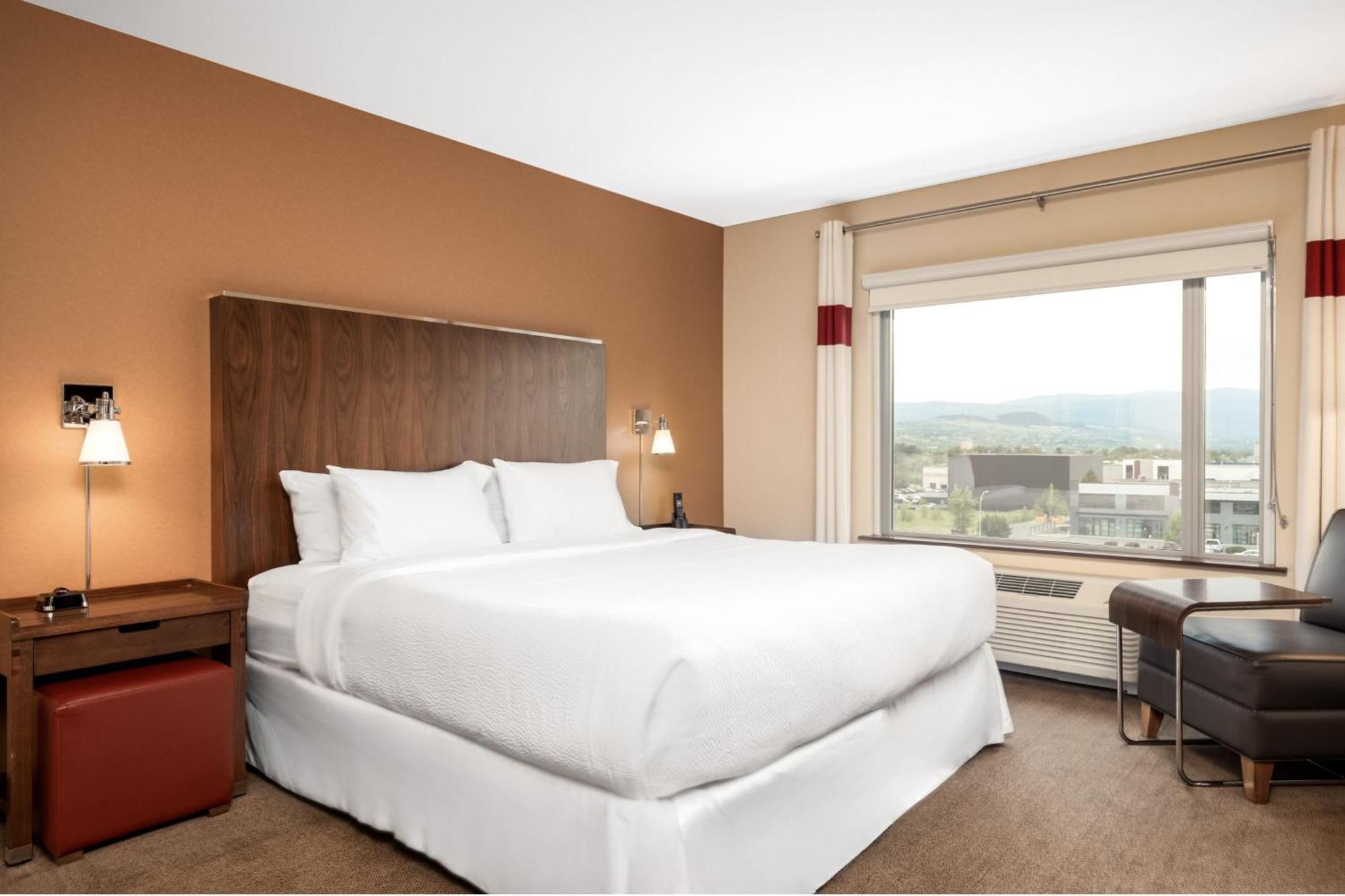 Four Points By Sheraton Kelowna Airport Exteriér fotografie